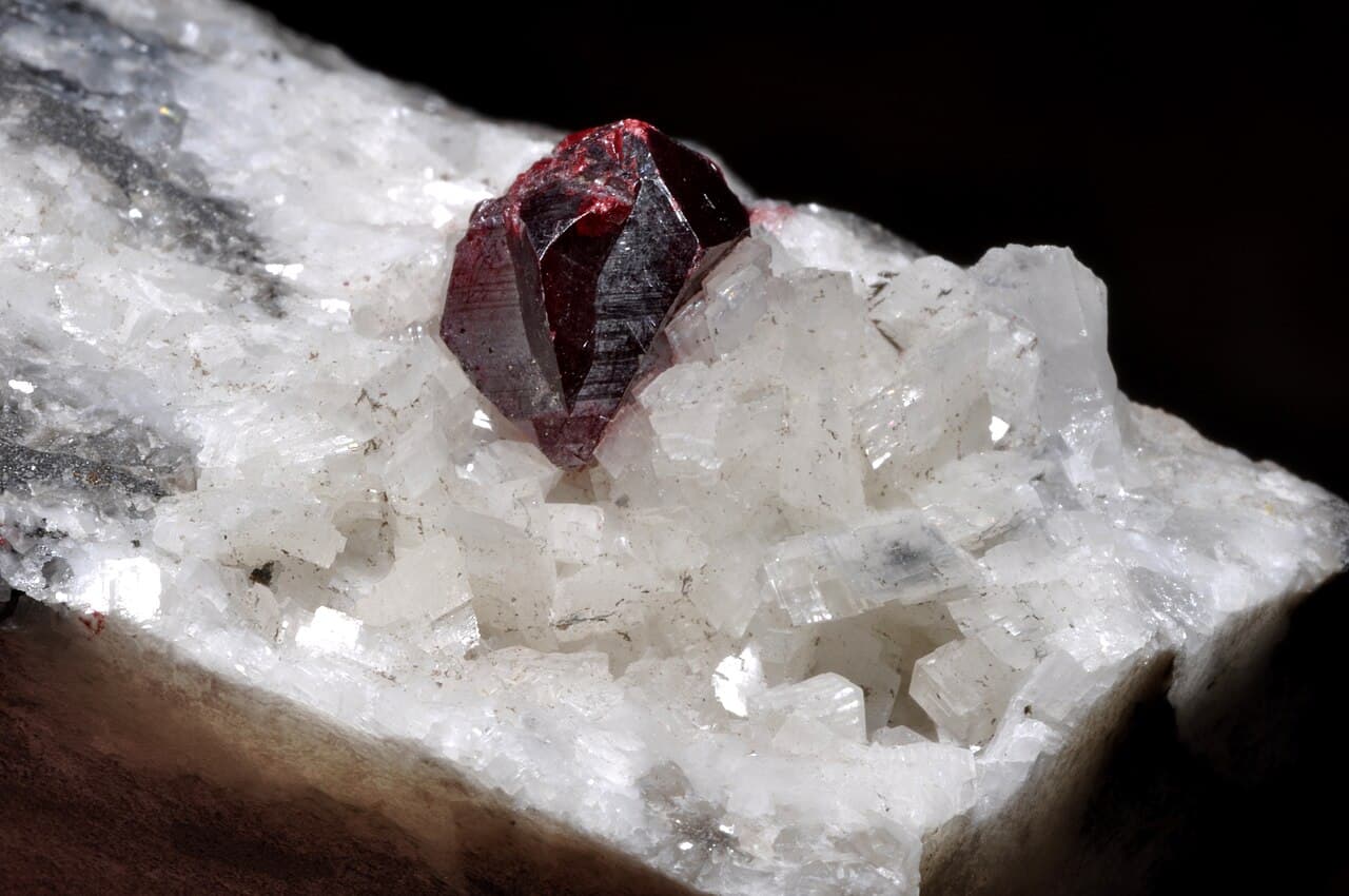 Cinnabar — example specimen